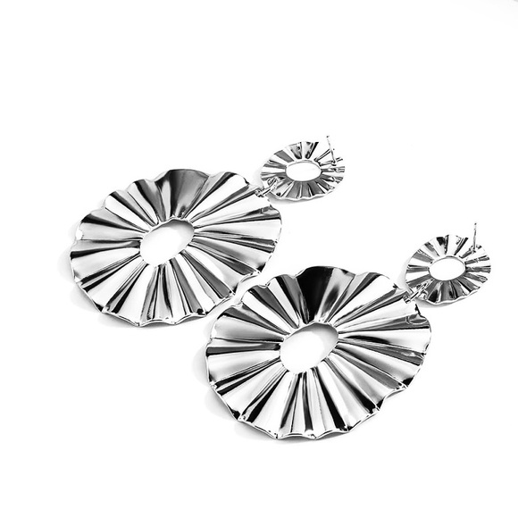 🌺silver leaf Punk statement drop earring - Picture 6 of 12